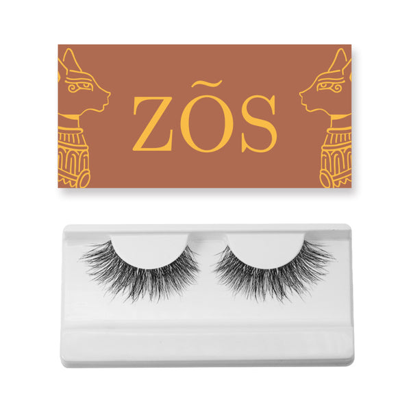 Thick eyelashes